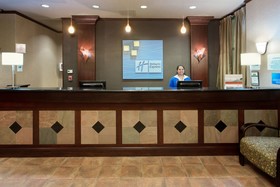 Holiday Inn Express Hotel & Suites Portland - Northwest Downtown