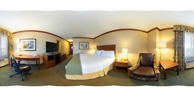 Holiday Inn Express Hotel & Suites Portland - Northwest Downtown