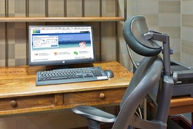 Holiday Inn Express Hotel & Suites Portland - Northwest Downtown