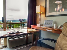 Inn at the Convention Center