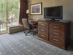 Inn at the Convention Center