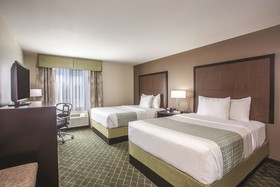 La Quinta Inn & Suites by Wyndham Portland Airport