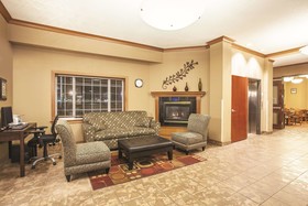 La Quinta Inn & Suites by Wyndham Portland Airport