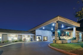 La Quinta Inn & Suites by Wyndham Portland NW