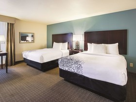 La Quinta Inn & Suites by Wyndham Portland NW