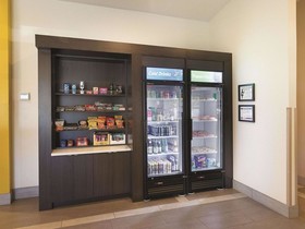 La Quinta Inn & Suites by Wyndham Portland NW