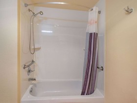 La Quinta Inn & Suites by Wyndham Portland NW