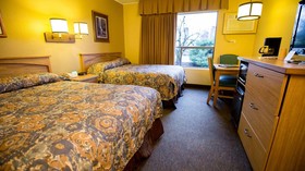 Portlander Inn and Marketplace