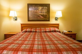 Portlander Inn and Marketplace