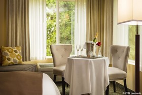 Radisson Portland Airport