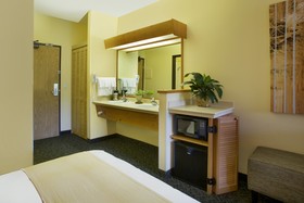 Radisson Portland Airport
