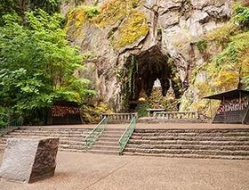 Super 8 By Wyndham Portland Airport