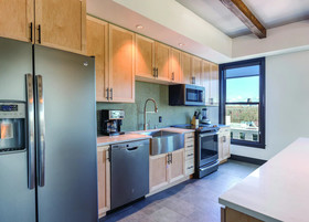 WorldMark Portland Waterfront Park