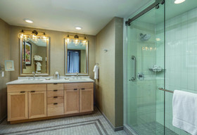 WorldMark Portland Waterfront Park