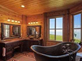 Gold Beach Oceanfront Estate - Mv28