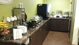 Econo Lodge Inn & Suites Roseburg