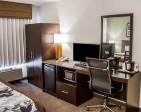 Econo Lodge Inn & Suites Roseburg