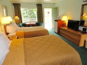 Riverfront Inn - Roseburg