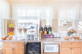 Riverfront Inn - Roseburg