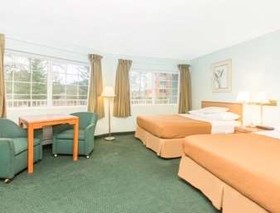 Riverfront Inn - Roseburg