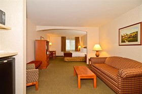 Best Western Oak Meadows Inn