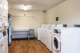 HomeTowne Studios Salem, OR