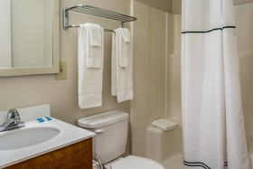 HomeTowne Studios Salem, OR