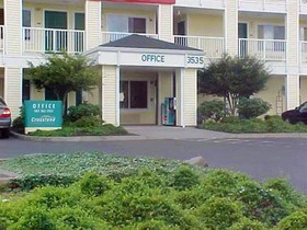 HomeTowne Studios Salem, OR