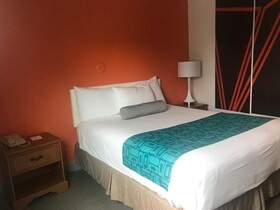 Howard Johnson by Wyndham Salem