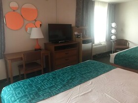 Howard Johnson by Wyndham Salem