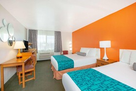 Howard Johnson by Wyndham Salem