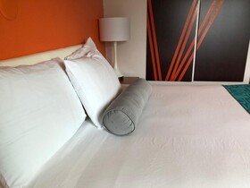 Howard Johnson by Wyndham Salem