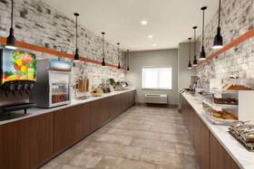 La Quinta Inn & Suites by Wyndham Salem OR