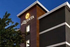 La Quinta Inn & Suites by Wyndham Salem OR