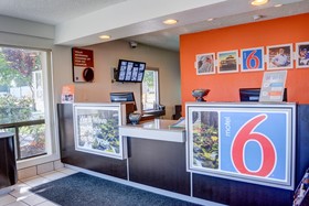 Motel 6 Salem