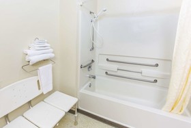 Super 8 by Wyndham Salem