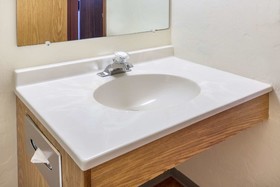 Super 8 by Wyndham Salem