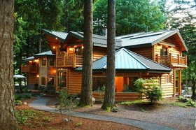 Sandy Salmon Bed & Breakfast Lodge