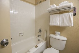 Ebb Tide Oceanfront Inn