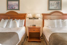 Ebb Tide Oceanfront Inn