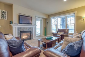 Heron's View at Bridgeport