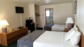 Hillcrest Inn & Hillcrest House