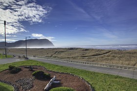 Hi-Tide Oceanfront Inn