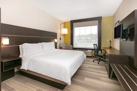 Holiday Inn Express Hotel & Suites Seaside - Convention Center