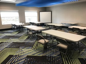 Holiday Inn Express Hotel & Suites Seaside - Convention Center