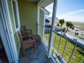 Inn Of The Four Winds