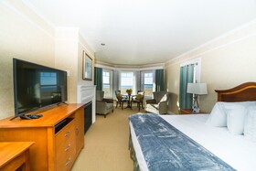 Inn Of The Four Winds