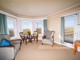 Inn Of The Four Winds