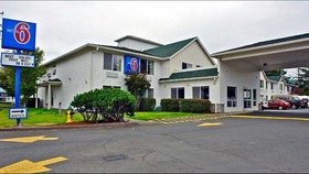 Motel 6 Seaside