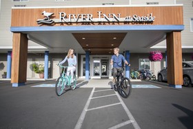 River Inn At Seaside